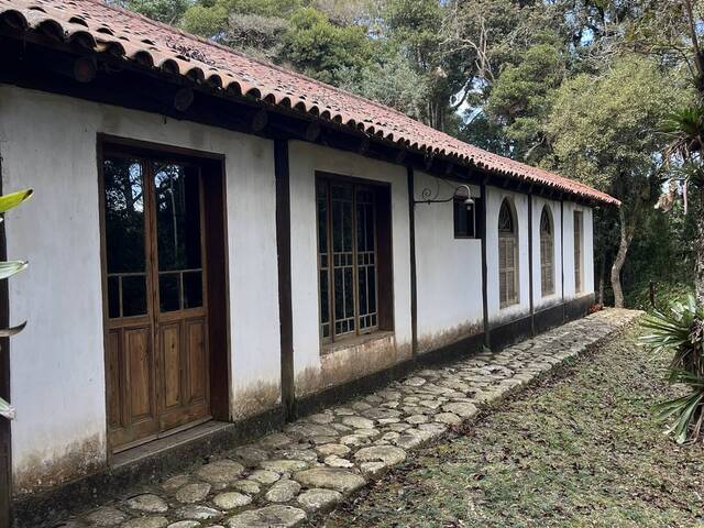 #1 - Casa para Venda em Campos do Jordão - SP