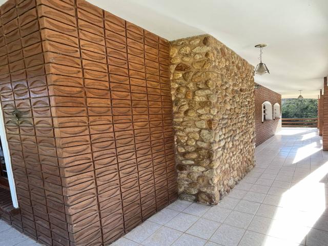 Casa para Venda em Campos do Jordão - 4